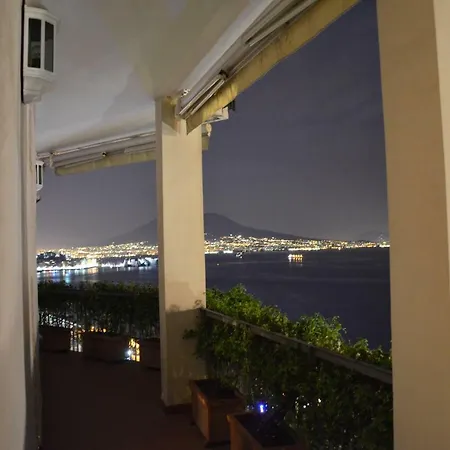 Suite 52-2